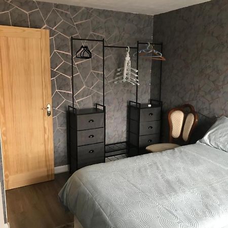 Double Room Next To Burnham Elizabeth Line Station Слау Экстерьер фото