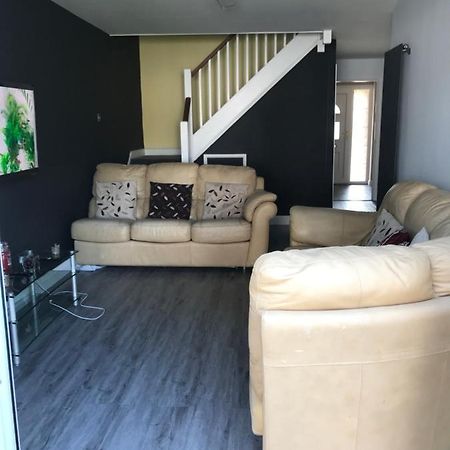 Double Room Next To Burnham Elizabeth Line Station Слау Экстерьер фото